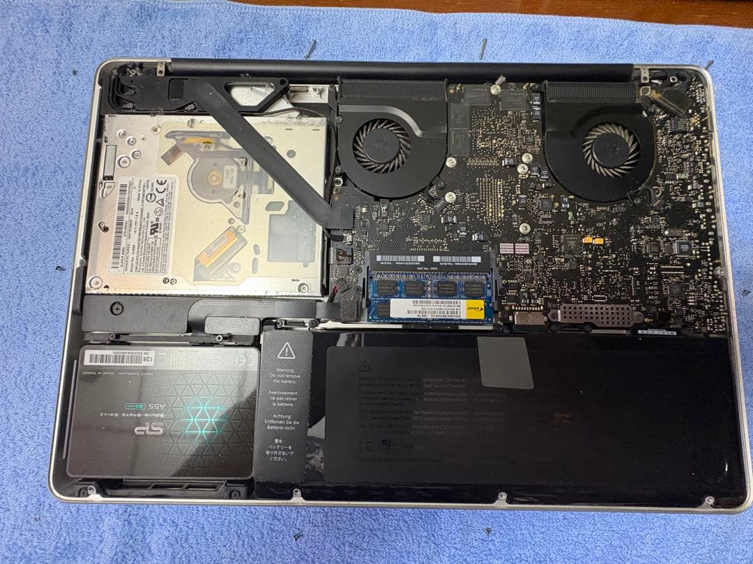 MacBook Pro (15-inch, Mid 2010) 本体のみ