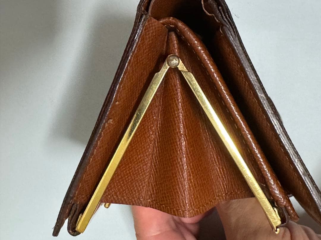 ルイヴィトン モノグラム ポルトモネ ビエ ヴィエノワ がま口 二つ折り財布