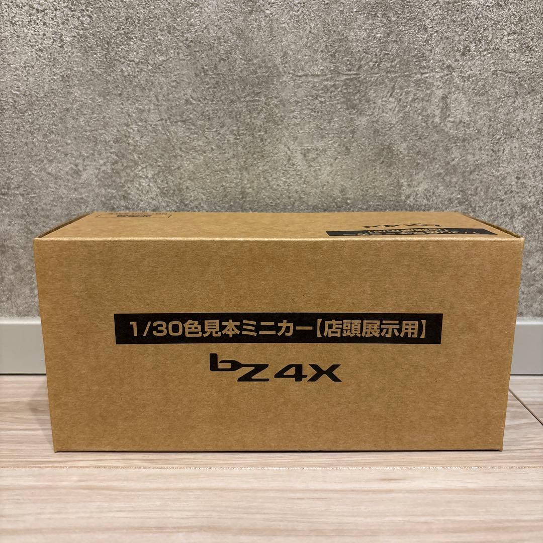 [非売品]トヨタ 新型bz4X ミニカーアティチュードブラック黒