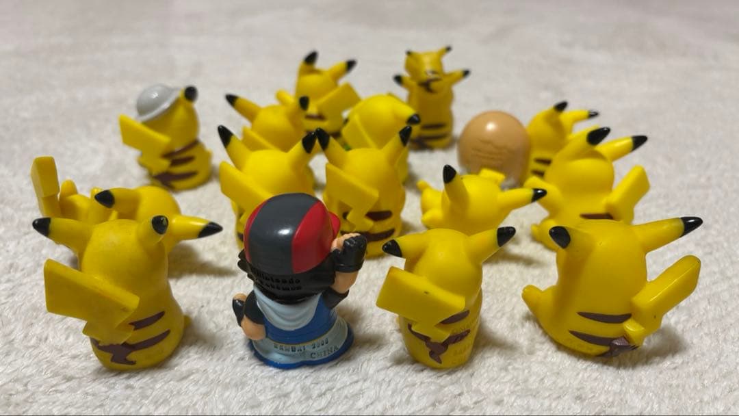 ポケモンキッズ　指人形　ピカチュウ10thアニバーサリー　15体セット