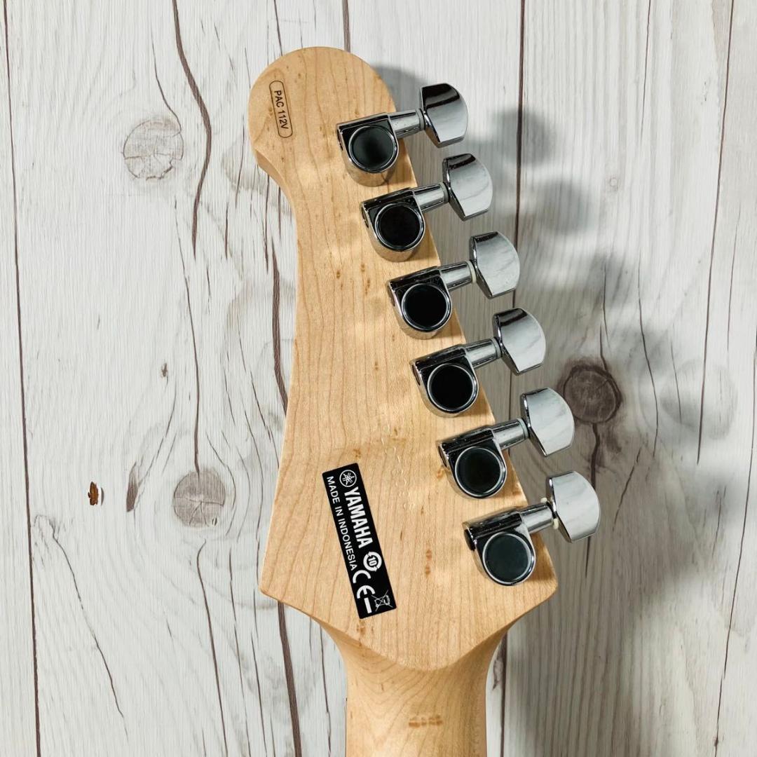 美品 YAMAHA PAC112V エレキギター ソニックブルー ソフトケース