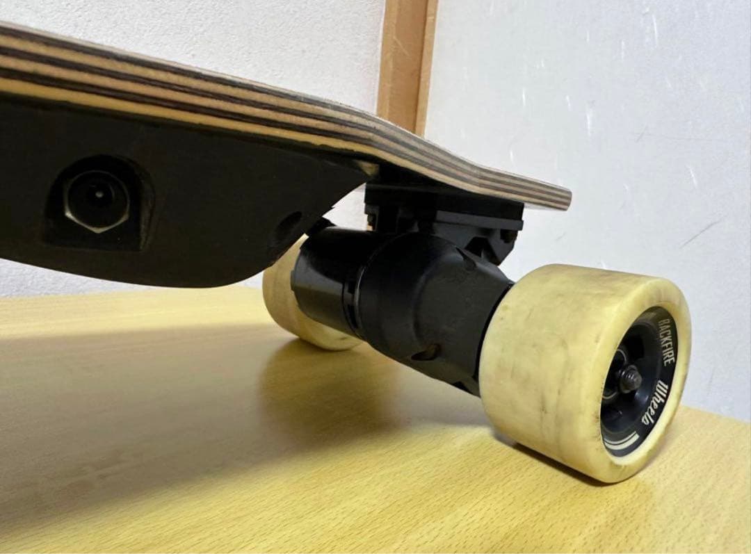 tiwi様　電動ロングスケートボード　(B)