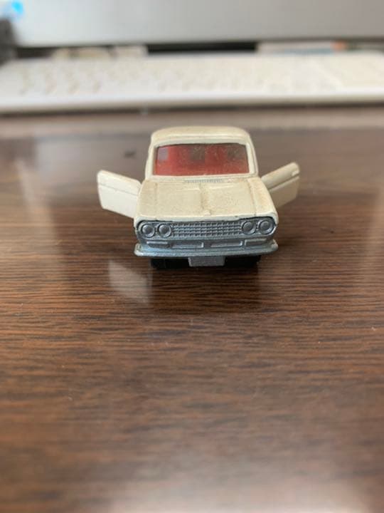 tomica DATSUN１３００truck