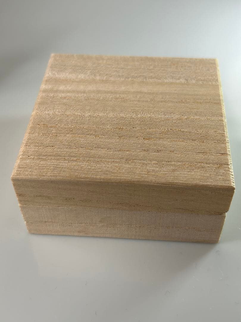 K*n様 大日本5円　明治30年１枚　明治36年１枚の計2枚 木箱入の金貨