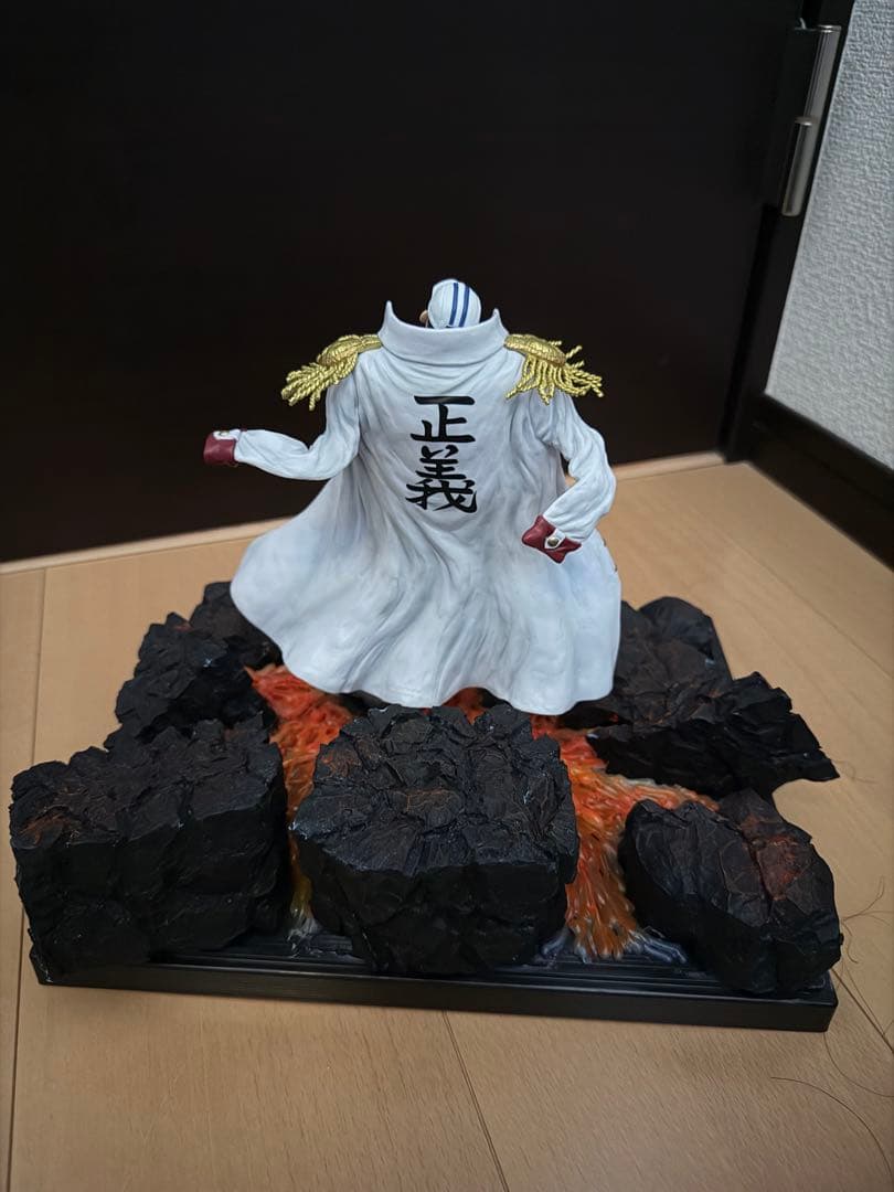 ワンピース 一番くじ 赤犬 絶対的正義 A賞 サカズキ　フィギュア　ジオラマ付き