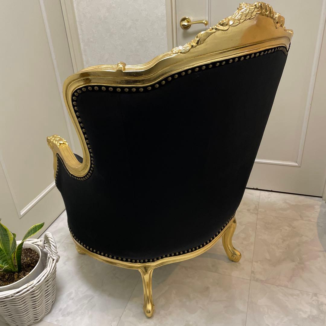 一人掛けソファー　ロココ調　猫脚