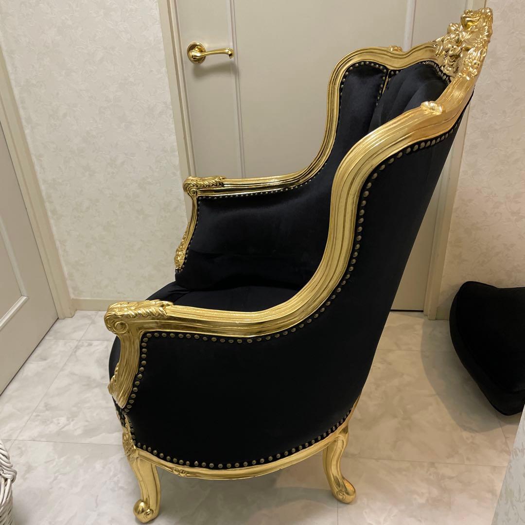 一人掛けソファー　ロココ調　猫脚