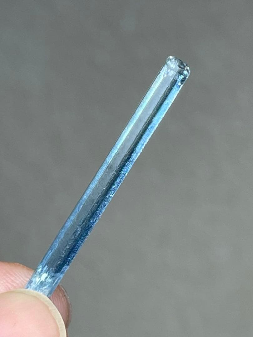 【高品質】高透明度・海色ブルー天然アクアマリンロット 306.9ctベトナム産