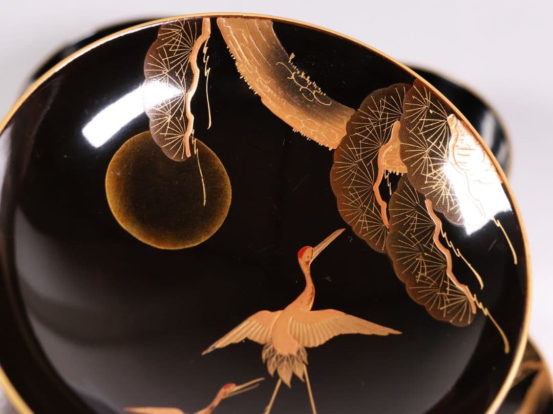 【CM379】大正期 月と松 飛翔鶴 金蒔絵 欅地溜塗 黒塗 椀四客 木製漆器