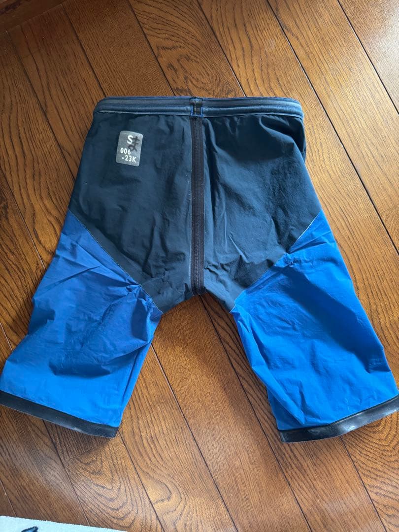 arena 競泳水着 青 S QRコード付き