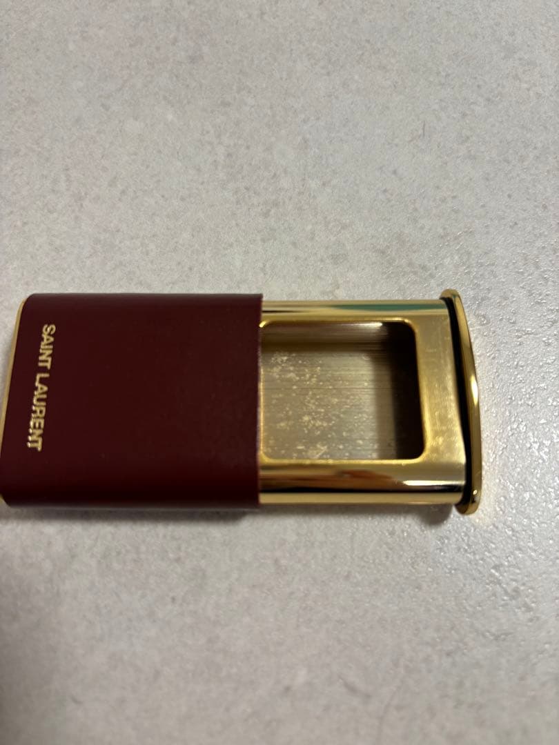 サンローラン 携帯 灰皿 ツボタパール