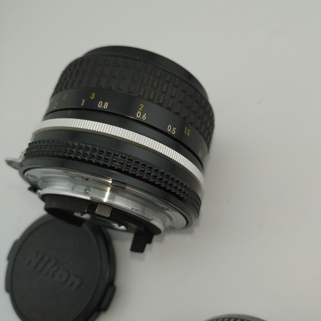 Nikon Nikkor 28mm f/3.5 レンズ