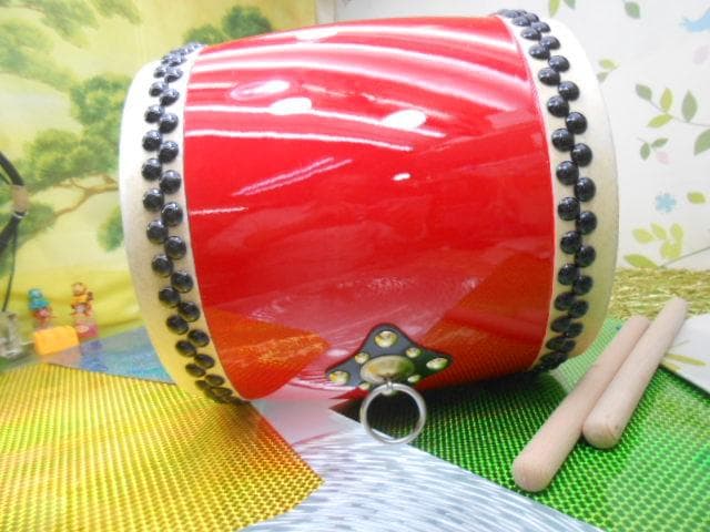 新品未使用(送料無料)26.800円　Rエイサー大太鼓30cm　撥２本付き