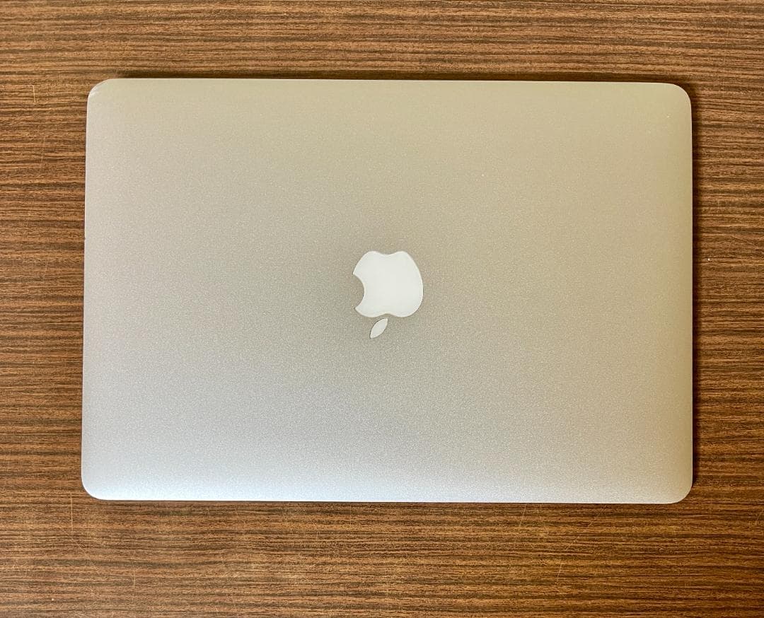 MacBook Air 2011、13インチ、4GB、128GB