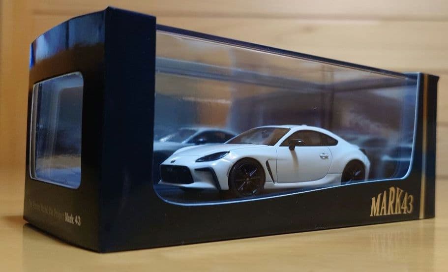 MARK43トヨタGR86 1/43クリスタルホワイトパール新品ミニカー