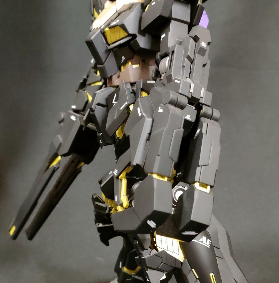 ガンプラ 塗装済完成品 MG 1/100 ユニコーンガンダム2号機 バンシィ