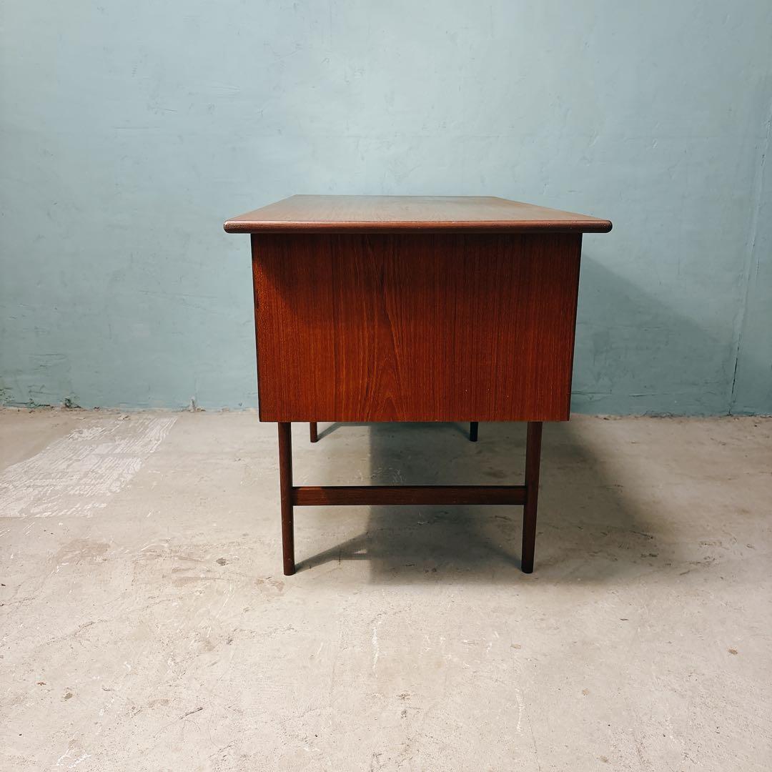 【eveve】デンマーク　チーク材　両袖デスク　北欧家具　北欧ビンテージ