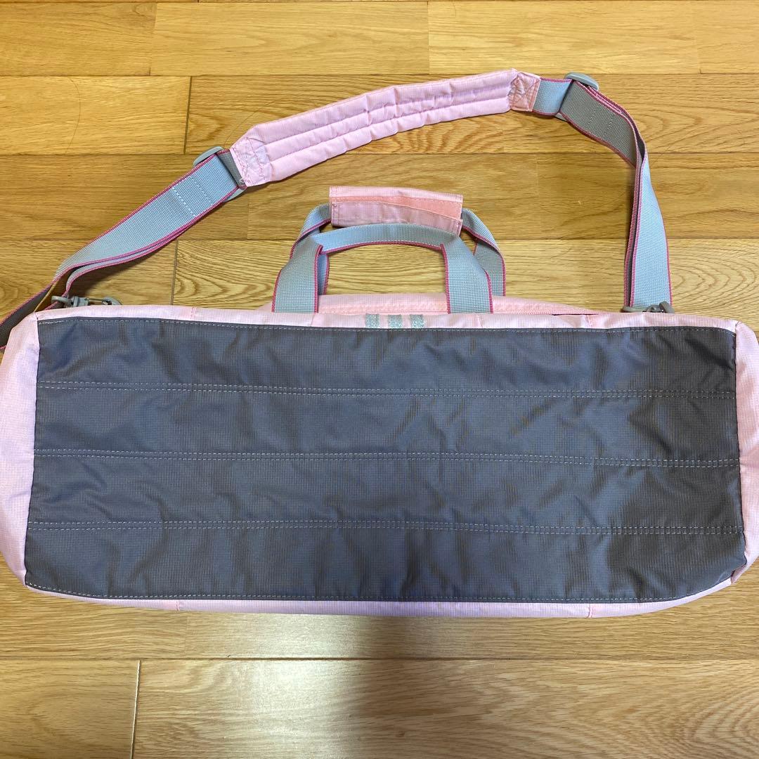 adidas ピンク ボストンバッグ　中敷き付き