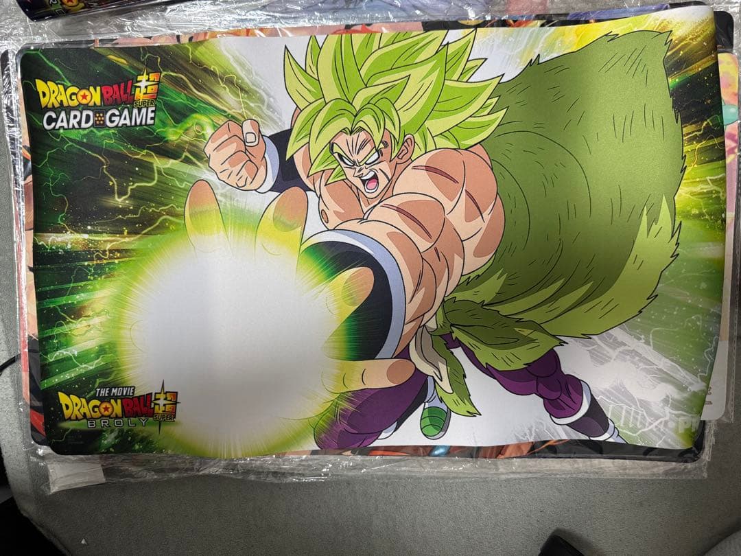 ケース付 ドラゴンボールカードゲーム 公式プレイマット　ブロリー