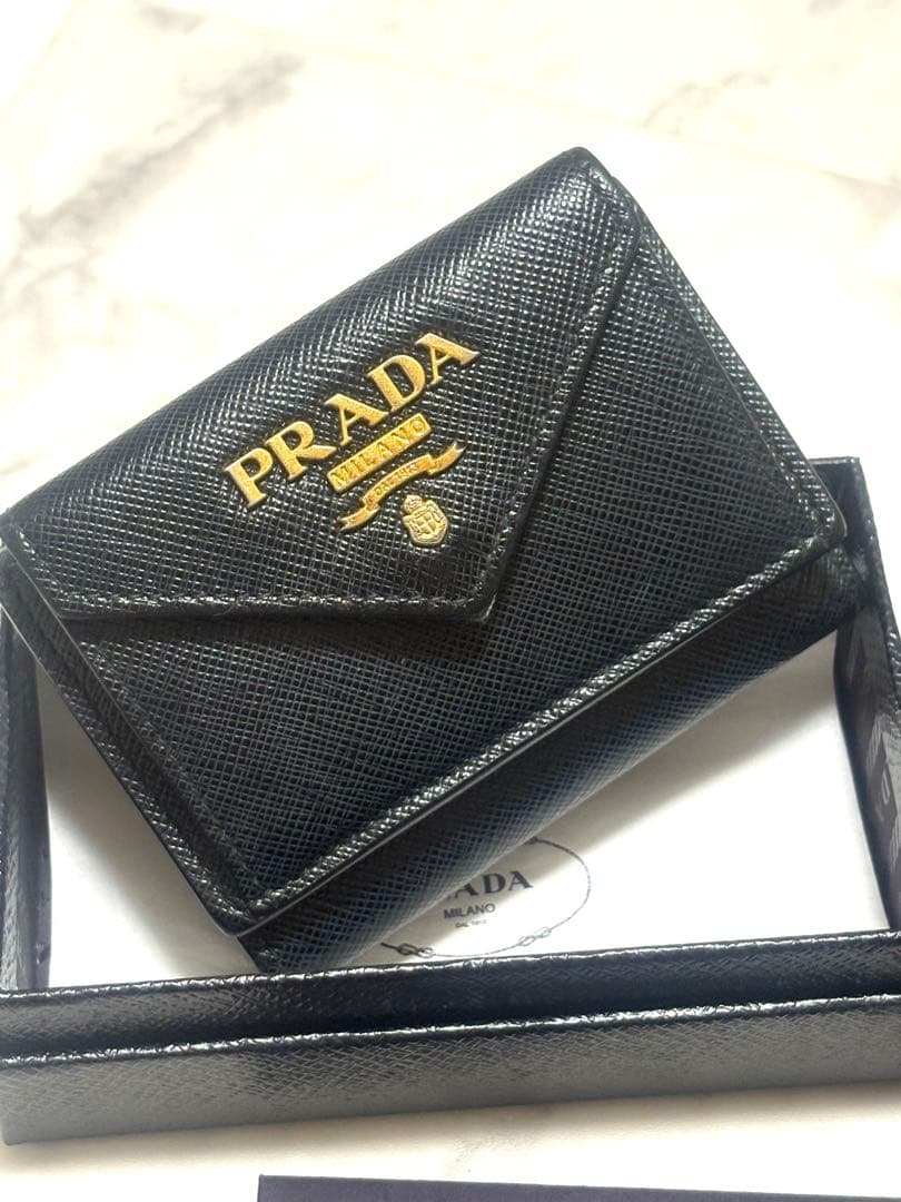 a*☆様 PRADA プラダ ♡ 三つ折り財布 1MH021 ブラック　黒