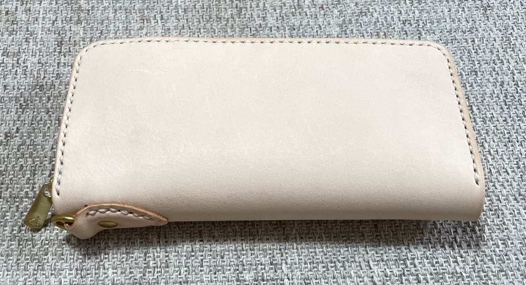 くじらさん専用 ティアドロップ付き極厚ラウンドファスナー長財布／エクセラ