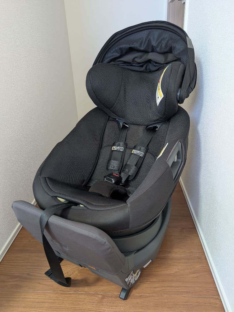 Combi THE S plus ZC-750 黒 チャイルドシート 欠品無し