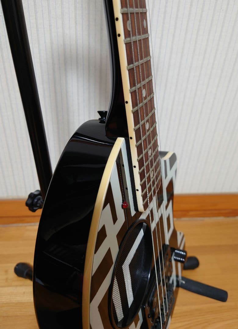 布袋寅泰 FERNANDES ZO-3 HOTEI MODEL