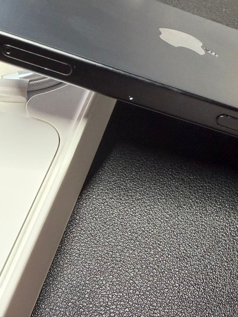 Apple iPhone 15 ブラック 256G SIMフリー