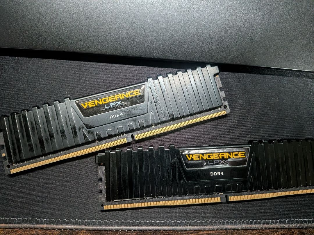 プ*ン様 DDR4 16GB (8GB×2枚)