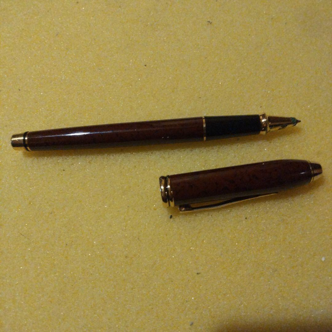 赤字覚悟 新品CROSSボールペン 重量感あり