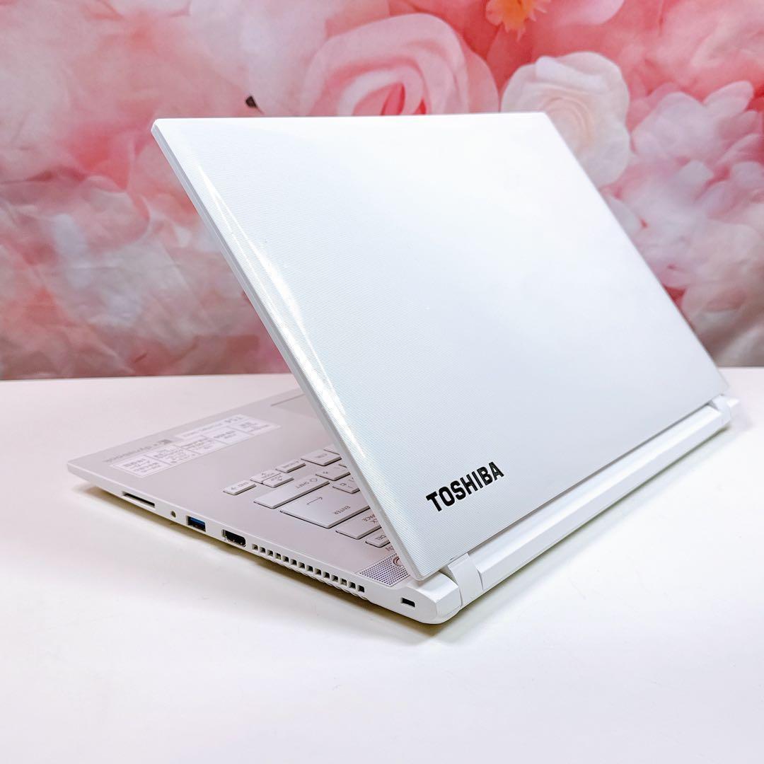 新品SSD✨windows11✨14型✨カメラ✨ノートパソコン✨オフィス✨薄型