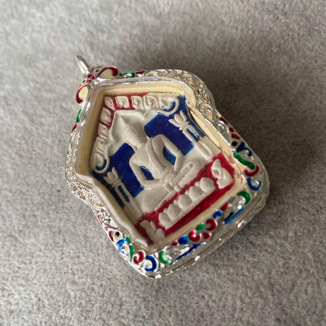 プラクルアン クンペーン 大富豪の将軍 骸の王 レア 開運 恋愛 魅力 御守り