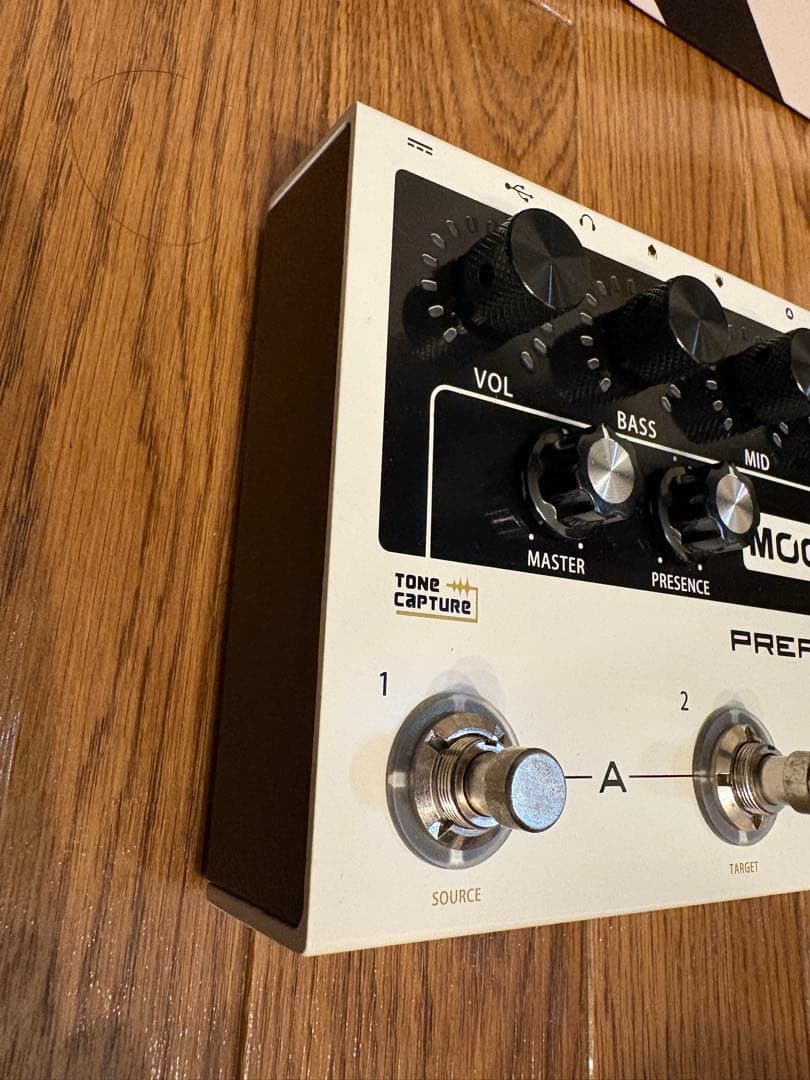 MOOER PREAMP LIVE ギターエフェクター