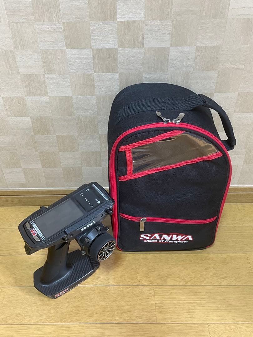 SANWA M17送信機とバッグ付き　現状渡し