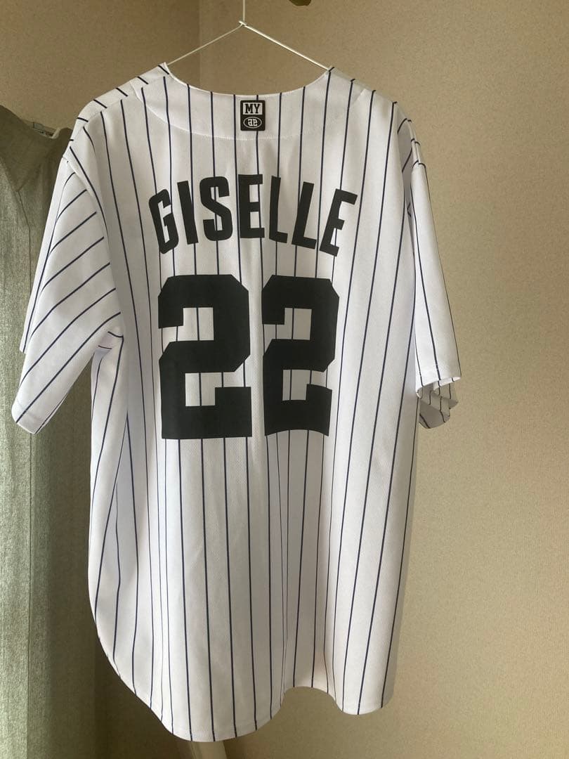 aespaジゼル　野球ユニフォーム　トレカ付き