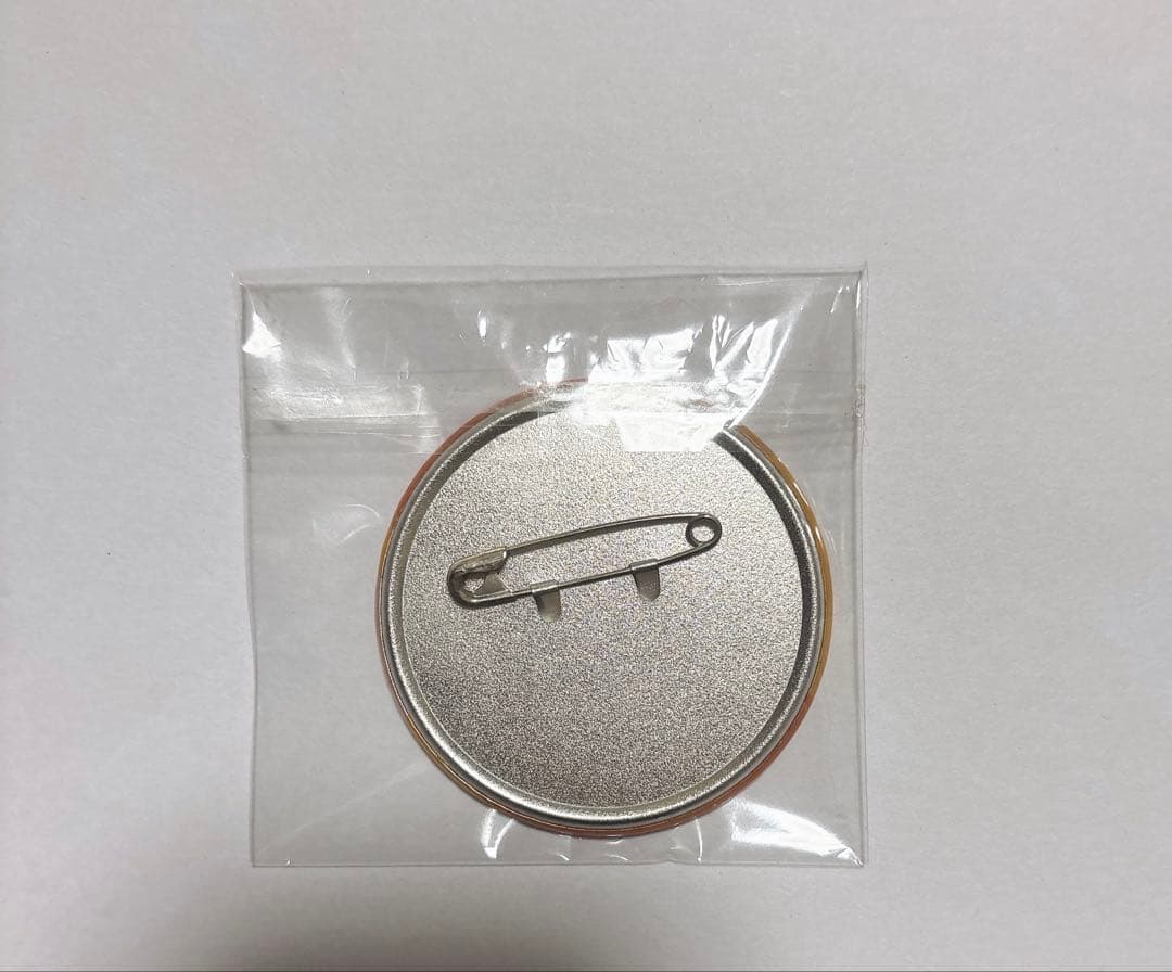 ダンダダン メタリック缶バッジ