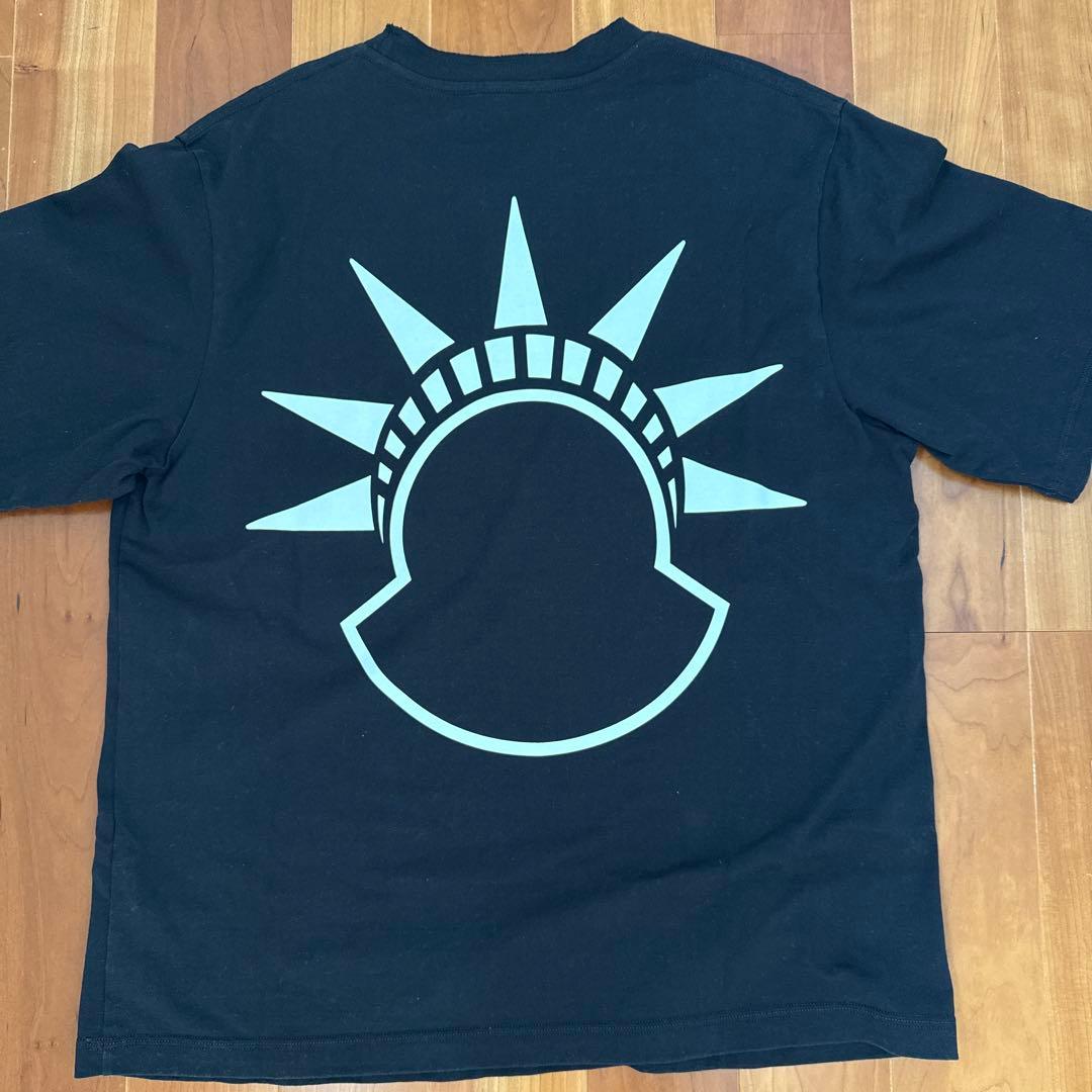 【美品】MONCLERモンクレール GENIUS 黒ブラック TシャツMサイズ