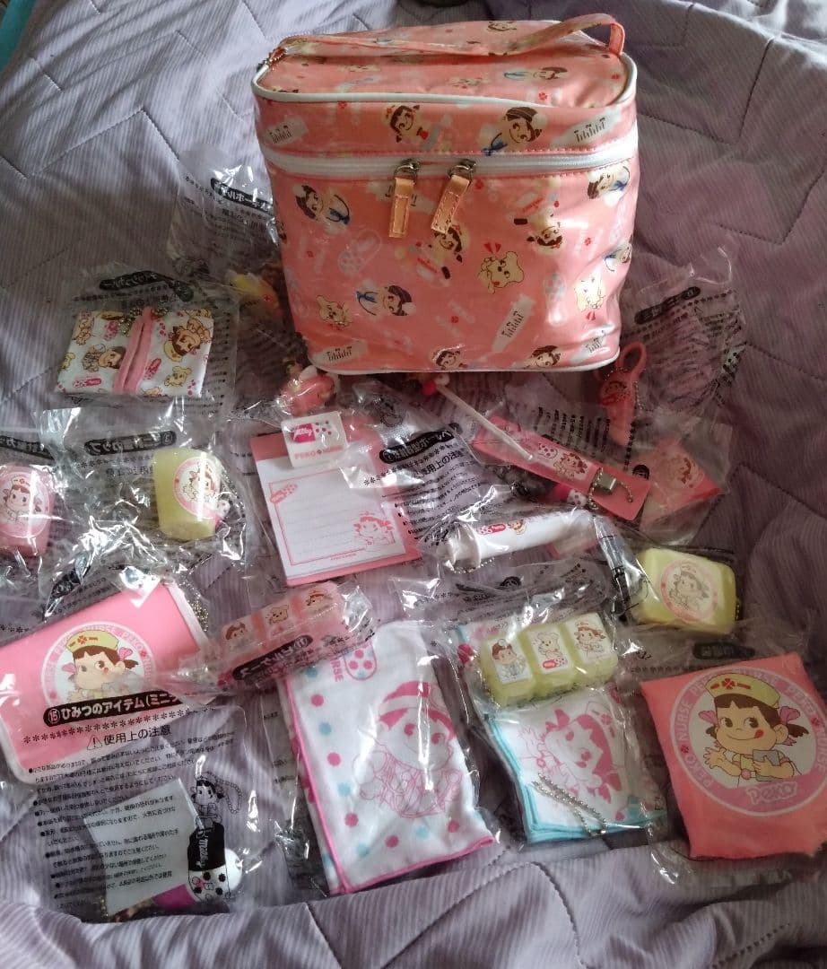 激レア　限定品　不二家　ぺこちゃん　ナースシリーズ　バッグ付き　完全20点セット