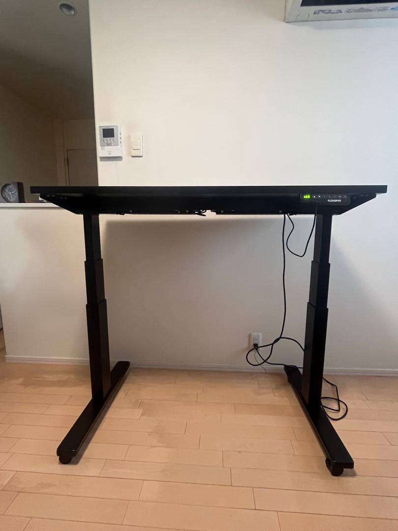 FLEXISPOT E3 電動式昇降デスク（ブラック／天板付き）