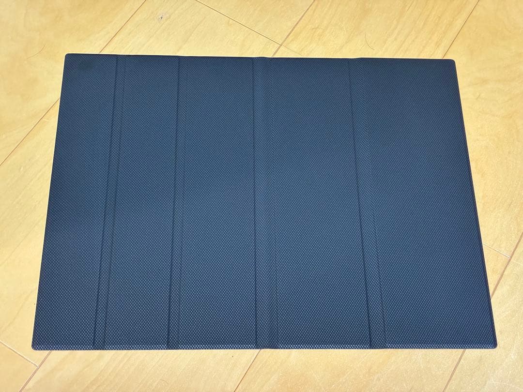 ま*ん様 JAPANNEXT製 13.3インチ モバイルモニター 4K OLED