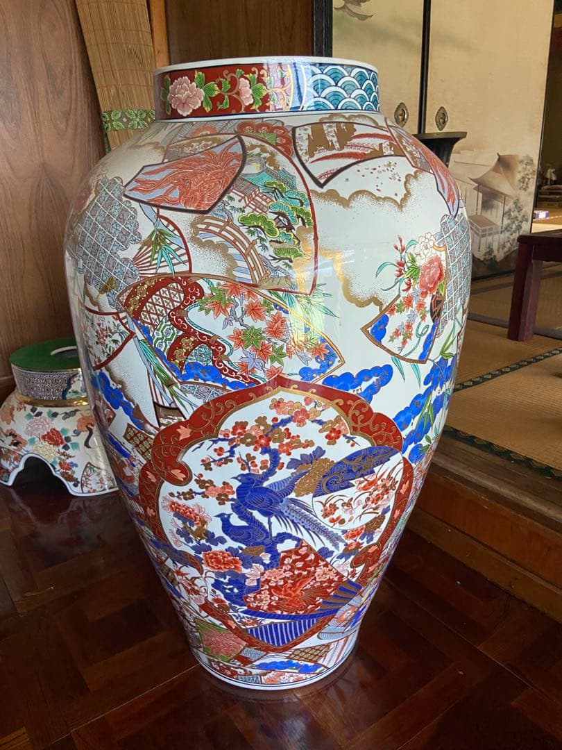 有田焼の品物になります，170センチくらいあります