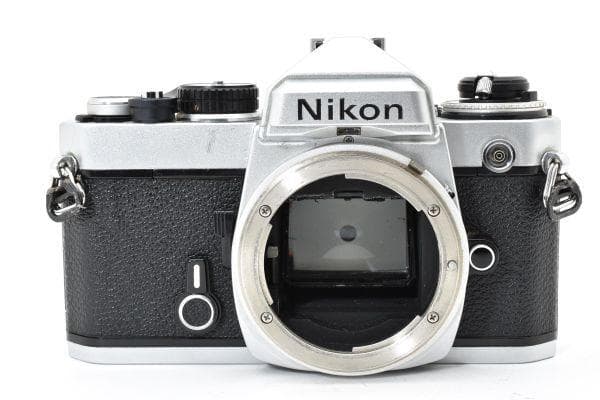 Nikon FE 35mm SLR フィルムカメラ ボディ #462