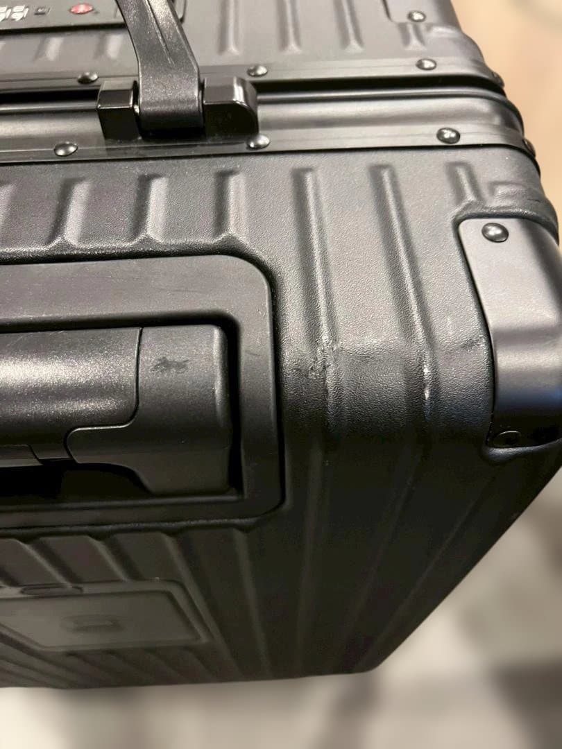 リベティ多機能キャリーケース【マットブラックS】B8　TSAロック　スーツケース