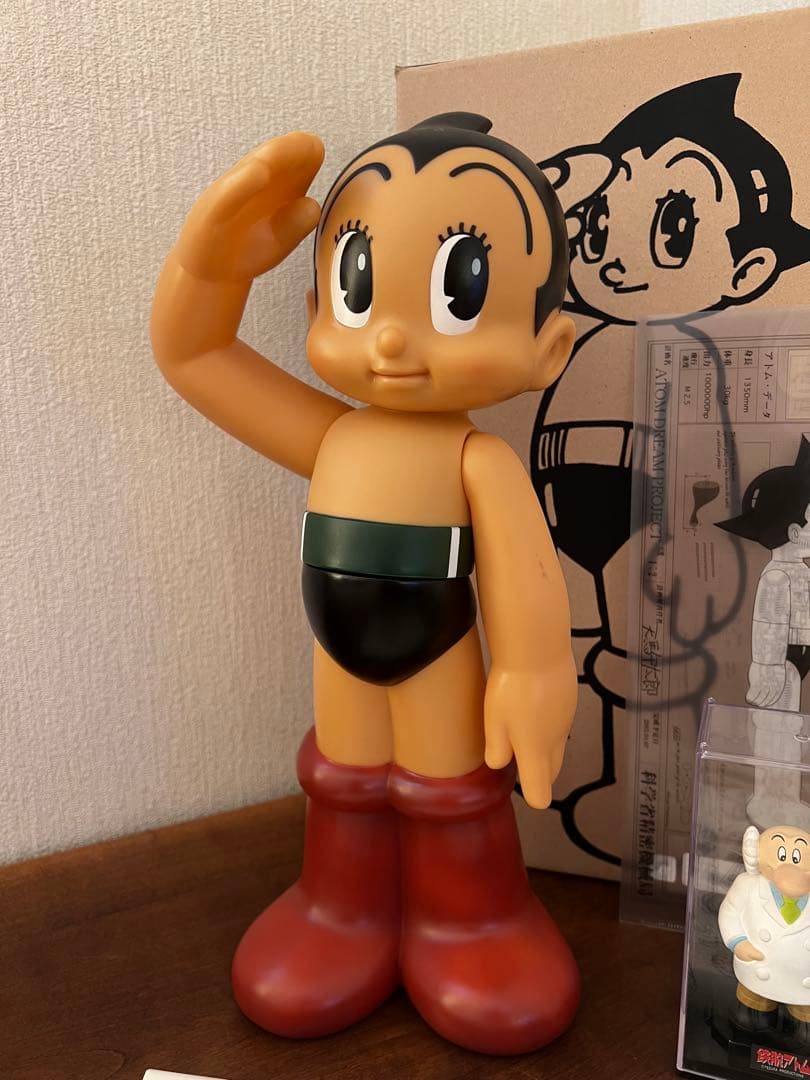 鉄腕アトム 手塚治虫ワールド限定 大型ソフビ フィギュア 付属品完備