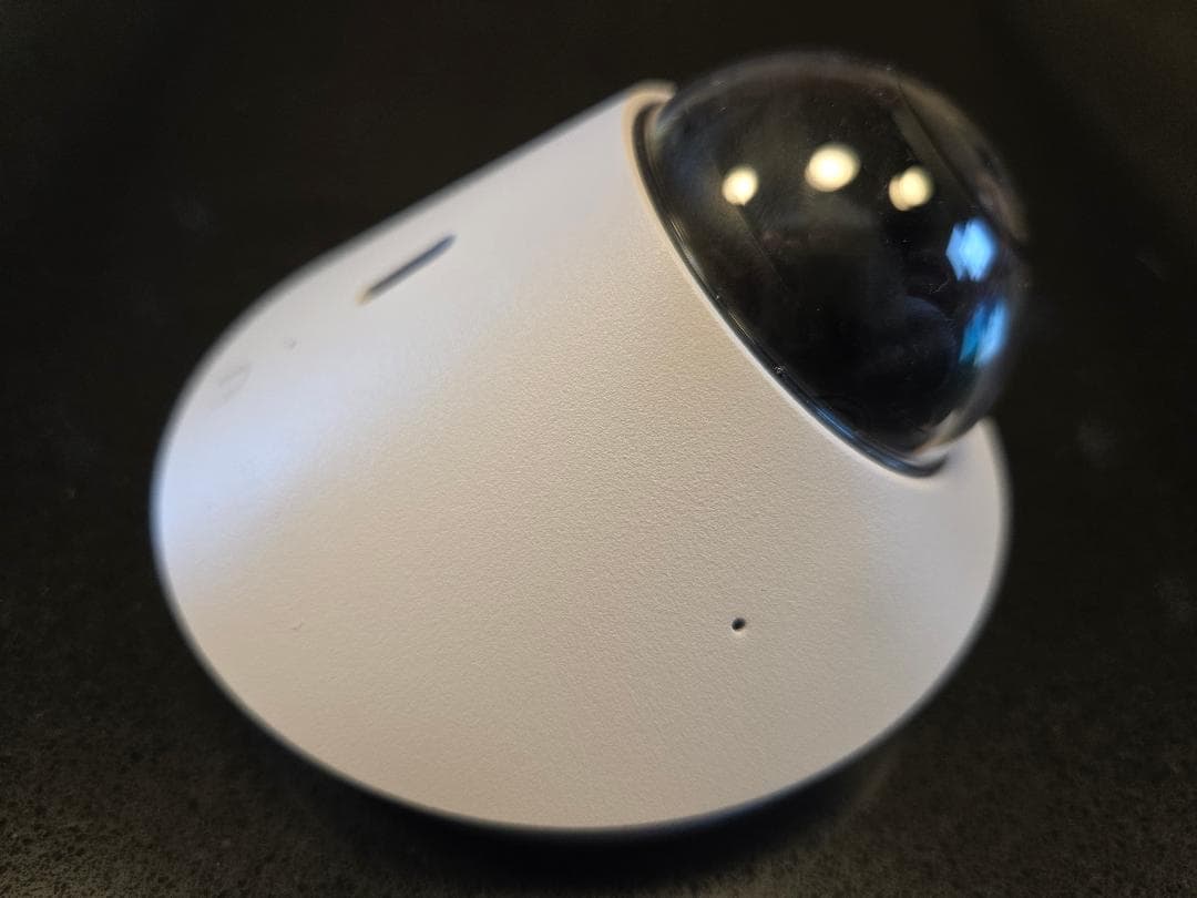 Unifi G4 Dome セキュリティカメラ ホワイト