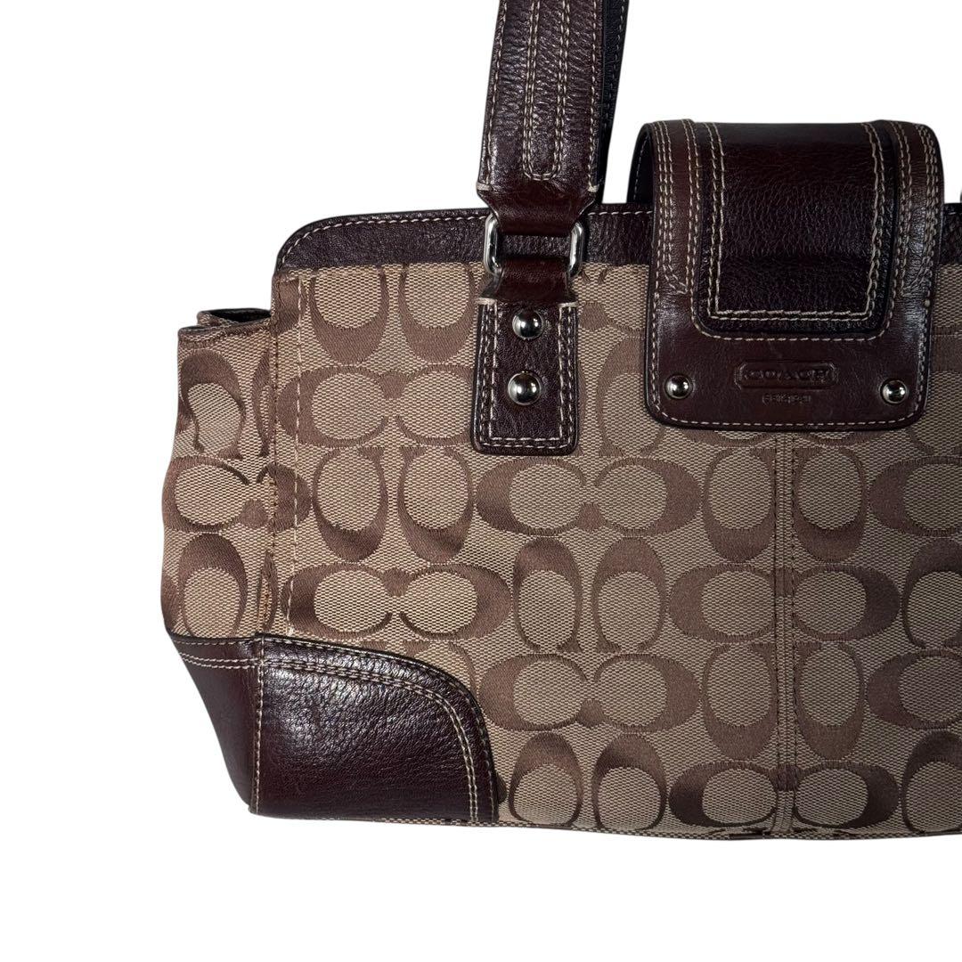 COACH コーチ ハンドバッグ ハンプトンズ 茶 シグネチャー ターンロック
