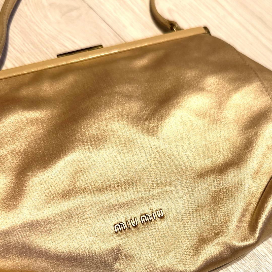 miumiuビジューバックISETAN伊勢丹ゴールド