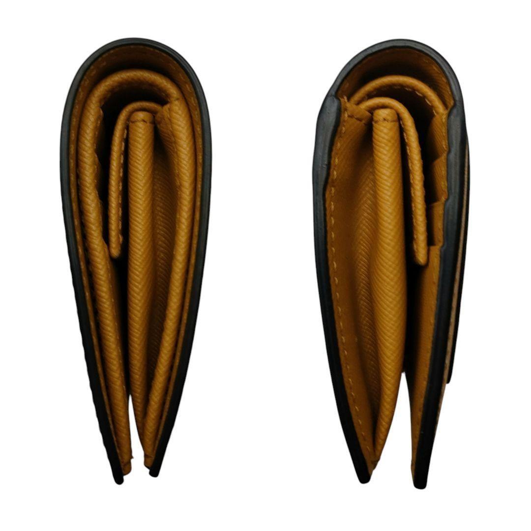 マルニ　折り財布　ベージュ　ピンク　オレンジ