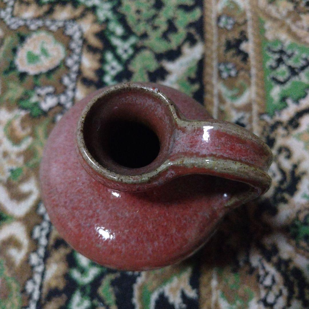 赤土色のハンドル付き陶器瓶　花瓶