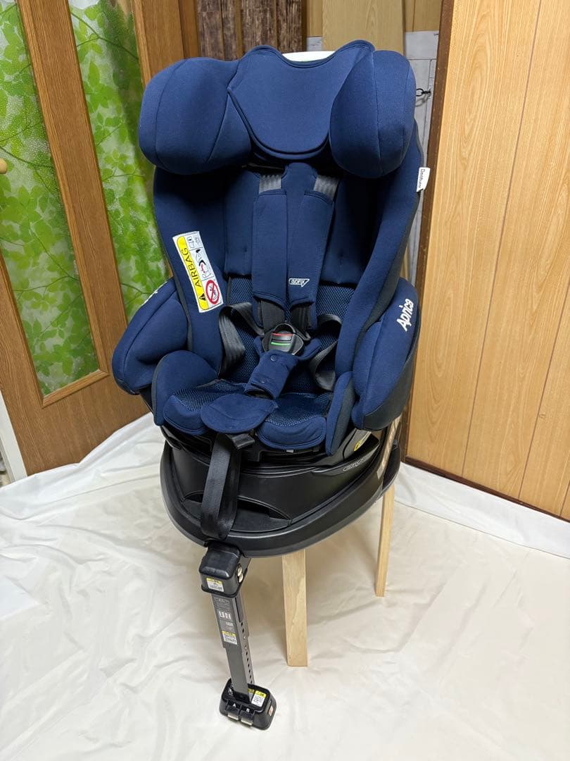 【超美品】アップリカ チャイルドシート ディアターン プラス ISOFIX AB